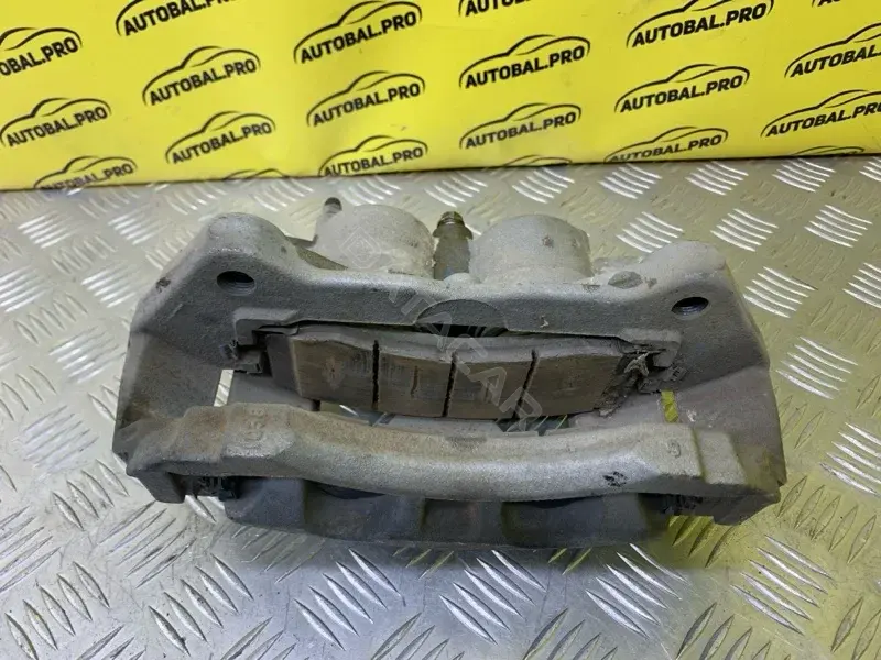 Суппорт тормозной ML3Z2B120B
