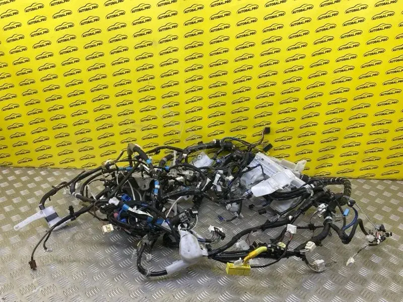 Проводка салона 8214260700