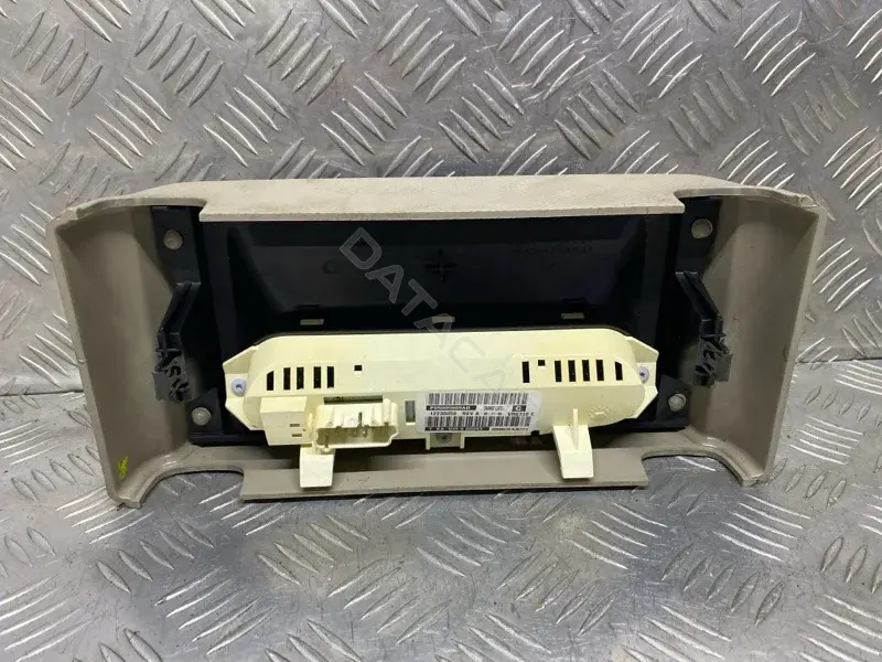 Блок управления климат-контролем P05005009AD