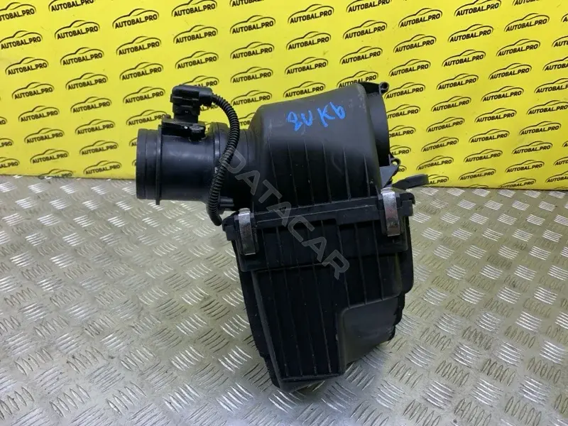 Корпус воздушного фильтра 7P0129601