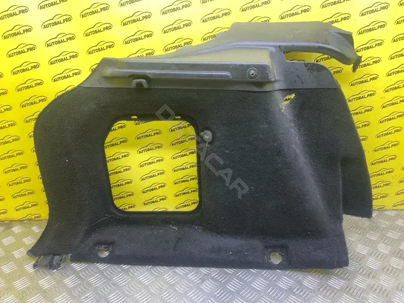 Обшивка багажника BJ3245431