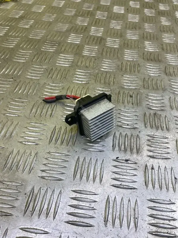 Резистор печки 7802A240