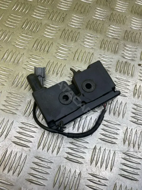 Замок капота 8250100U00A5