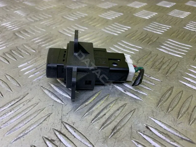 Кнопка аварийки 843320K010