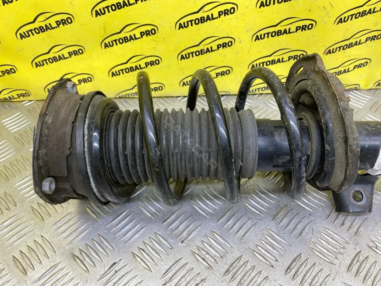 Амортизаторы 5QN400054AS