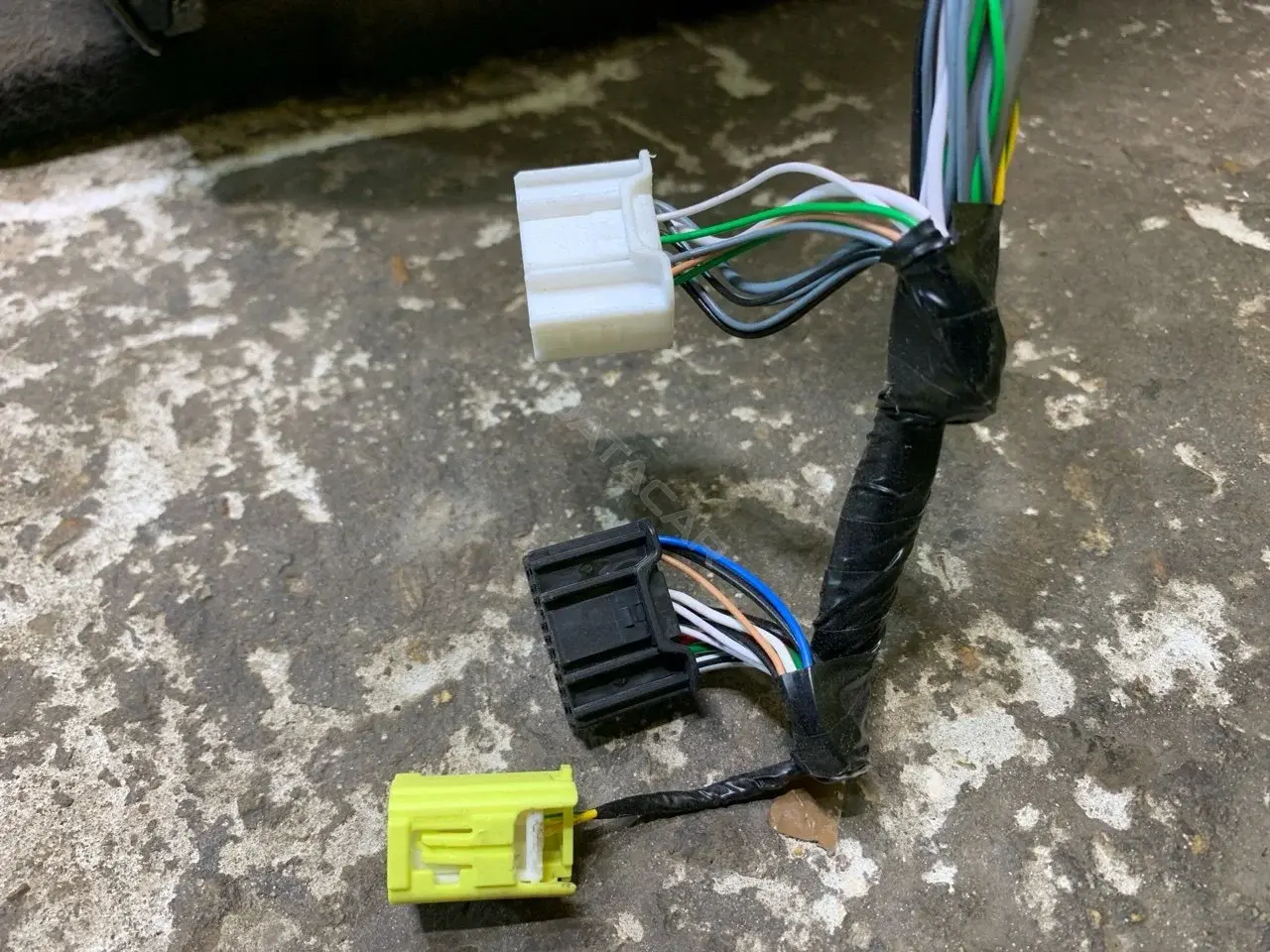 Проводка двери 821510R690A