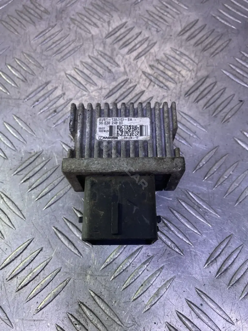 Реле свечей накала AV6112A343BA