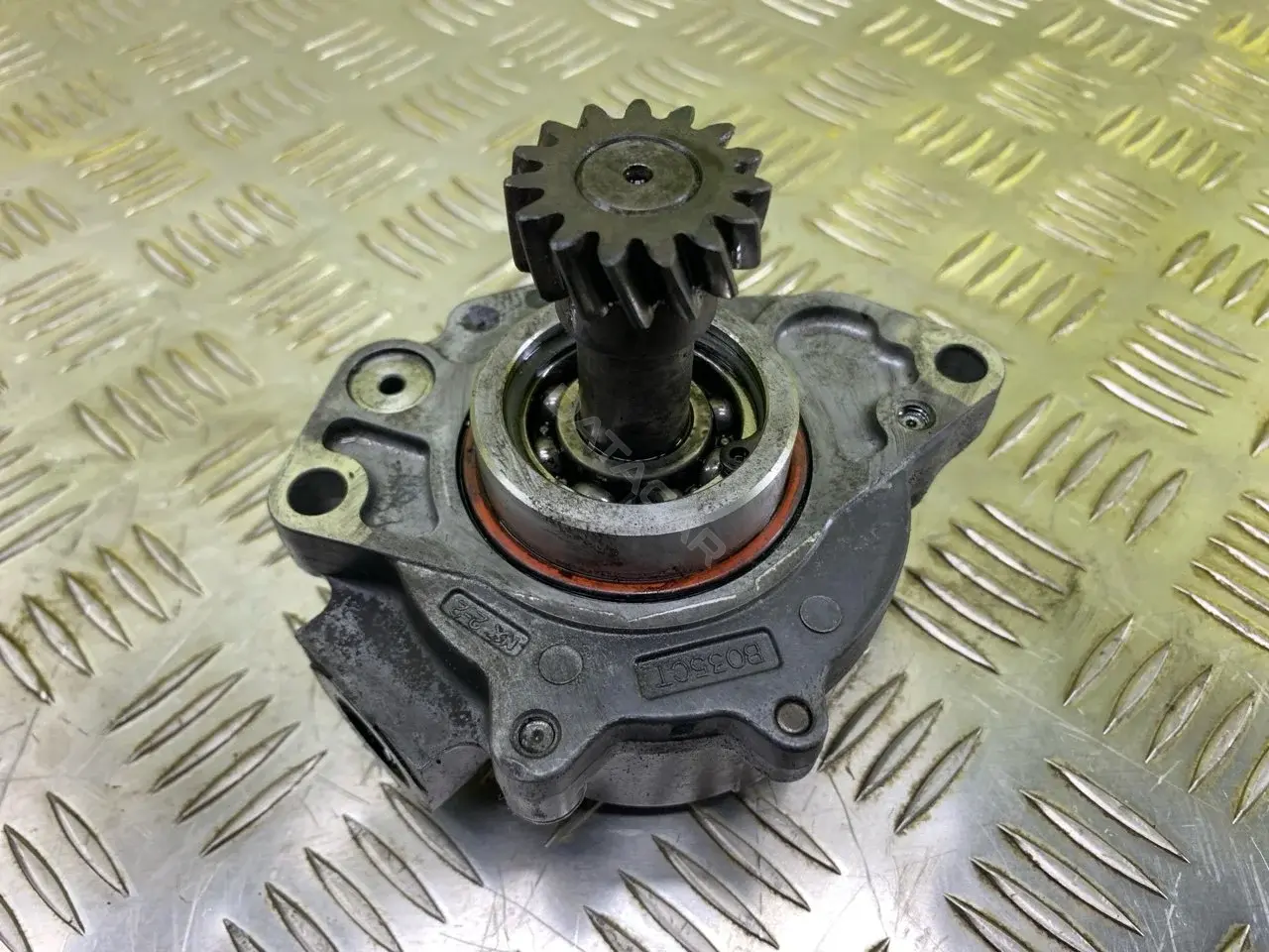 Вакуумный насос X2T56871ZT