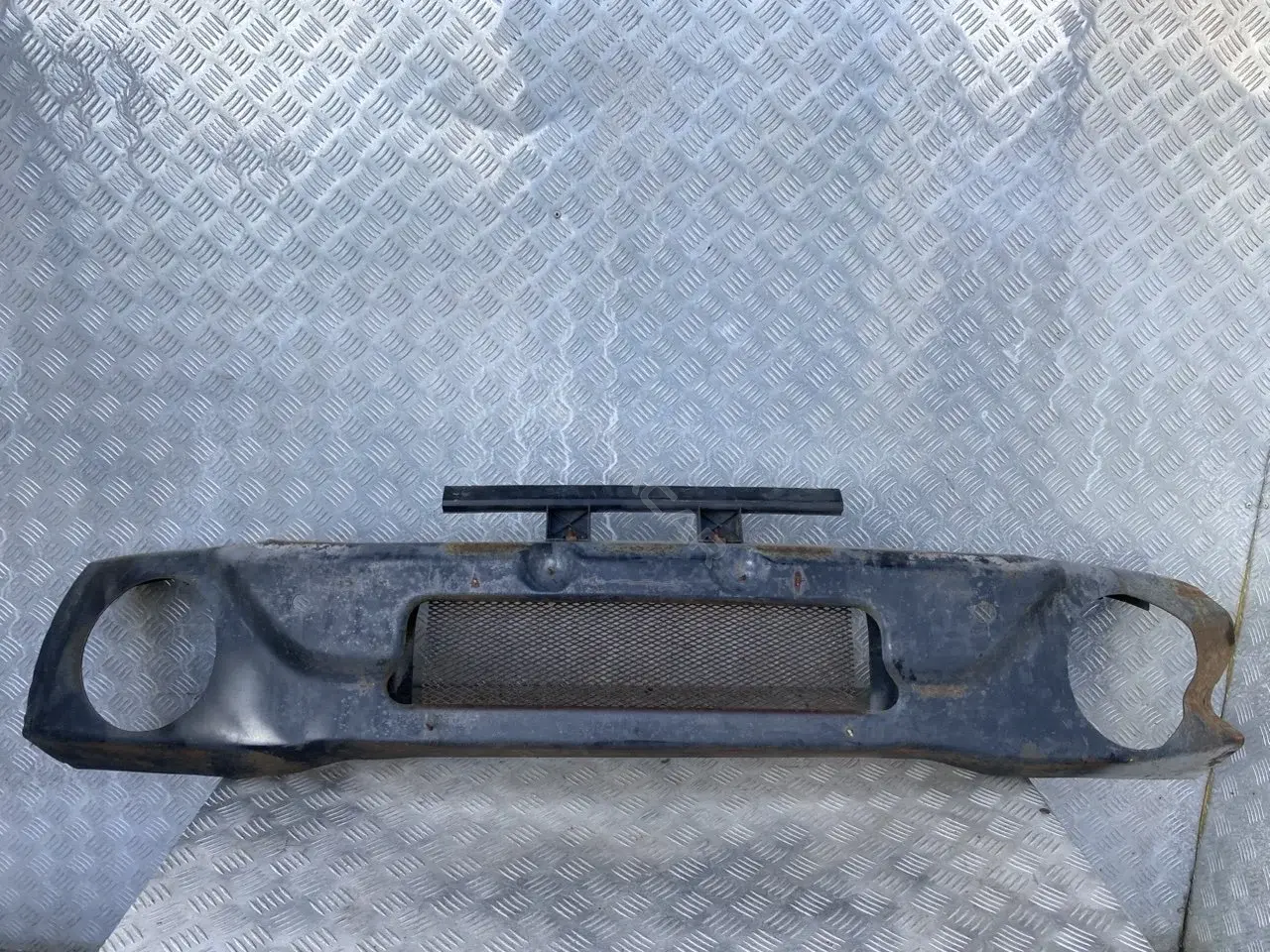 Усилитель бампера F85X17B993AA