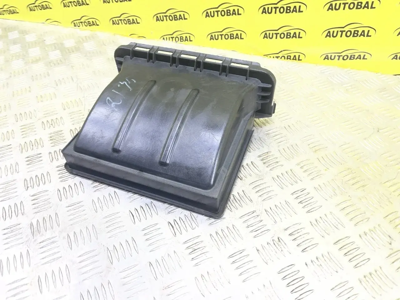 Корпус салонного фильтра A2138307400
