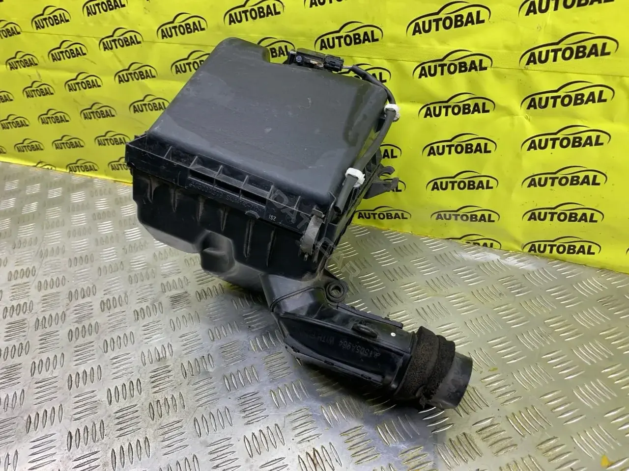 Корпус воздушного фильтра 1500A599