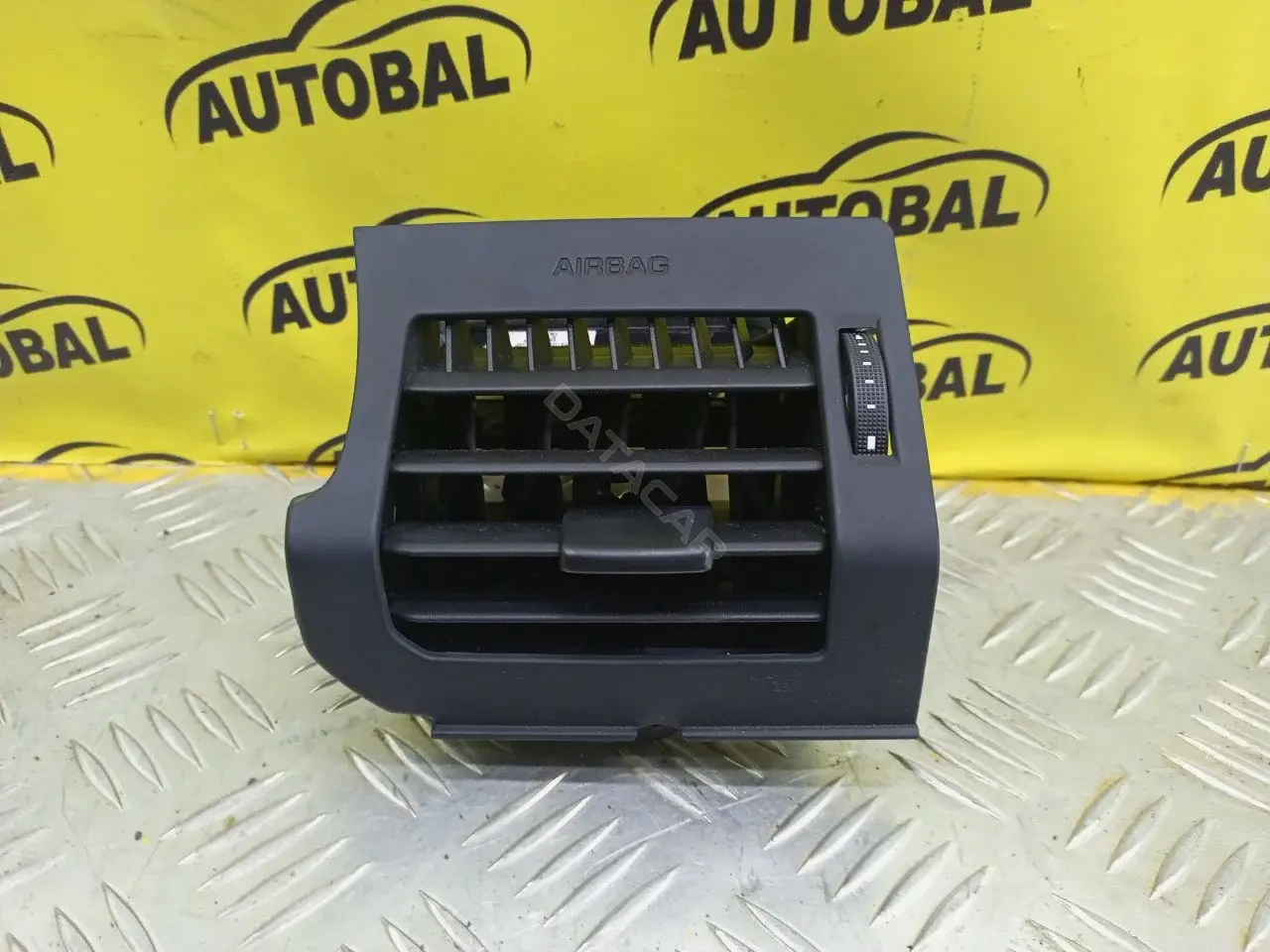 Дефлектор обдува салона L8B2046B31BE8