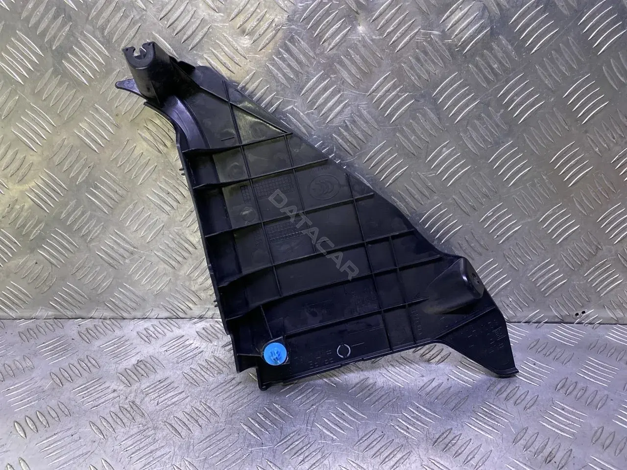 Пластик салона 6211260240
