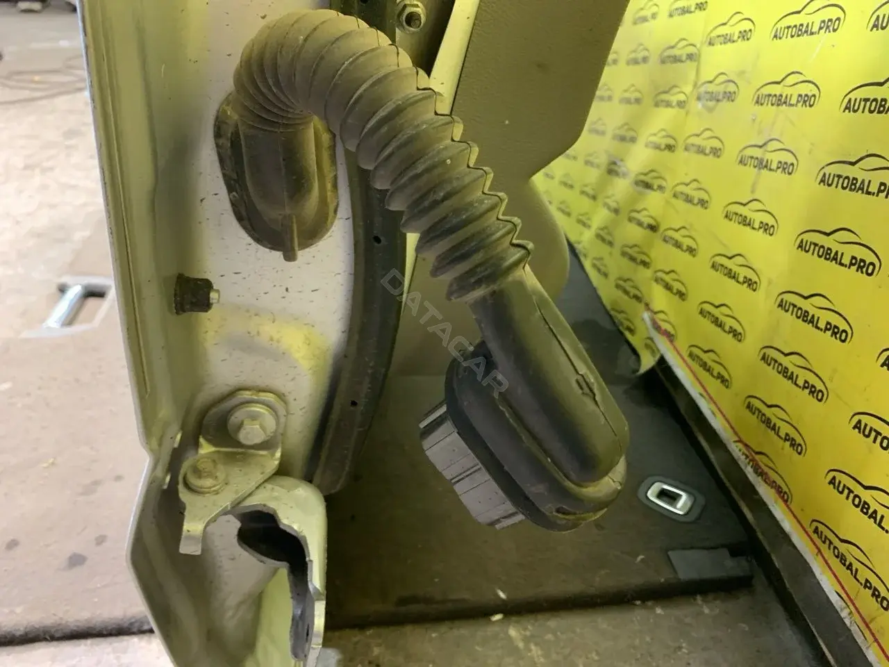 Проводка двери JL3T14630BE