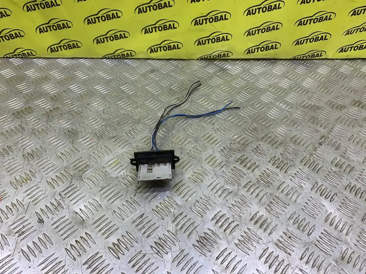 Резистор печки 7810A063
