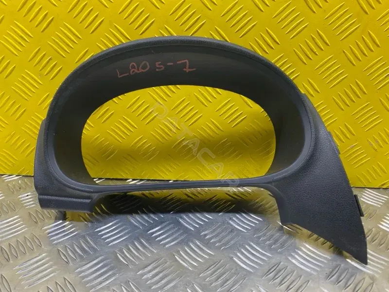 Кожух панели приборов 8060A217XA