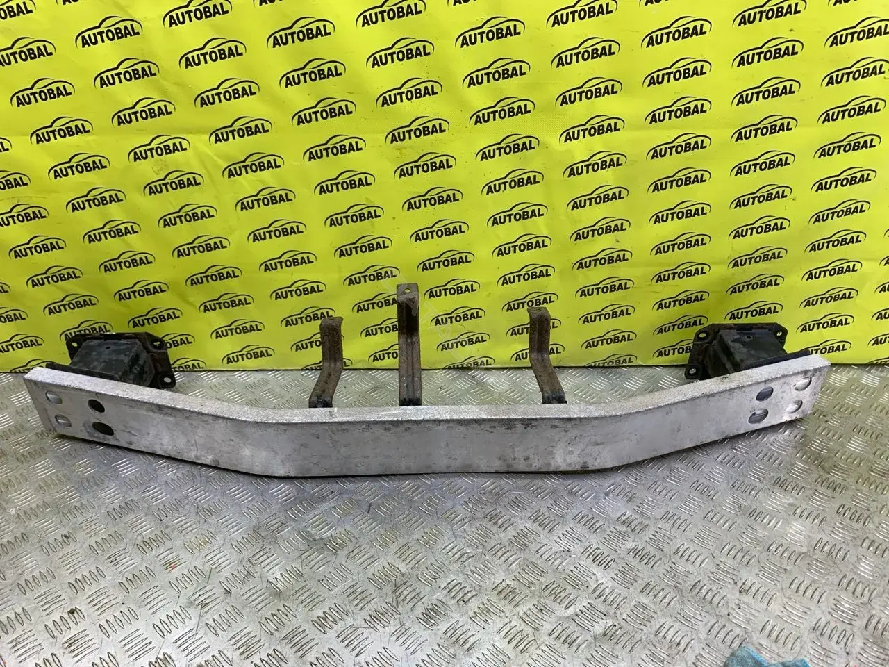 Усилитель бампера 850301CX0A