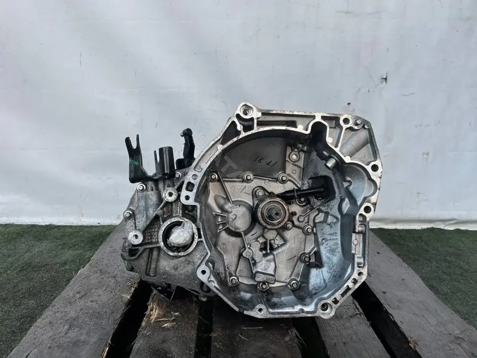 Механическая коробка передач (МКПП) JH3303