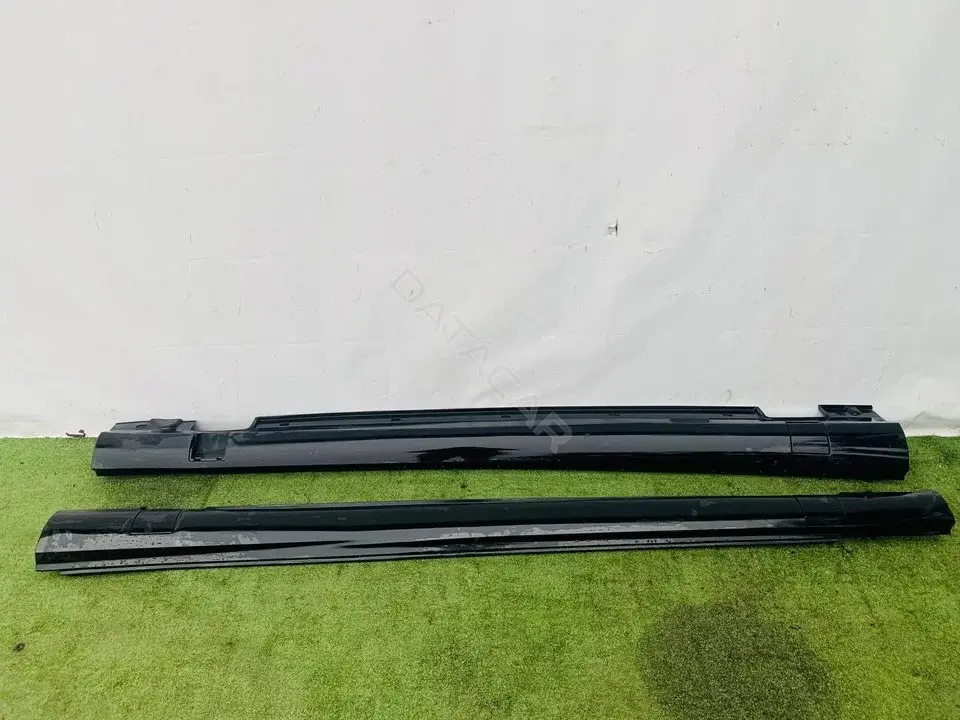 Накладка на порог A2126901340
