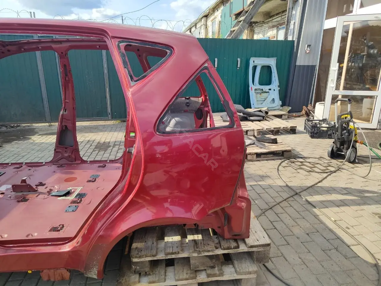 Крыло заднее левое 173416