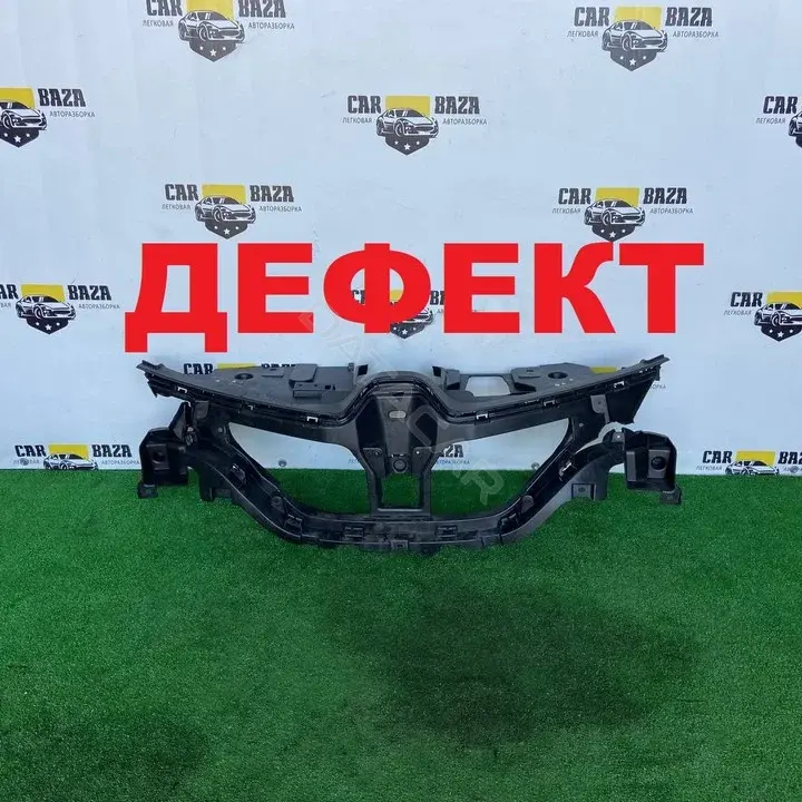 Панель передняя 620365678R