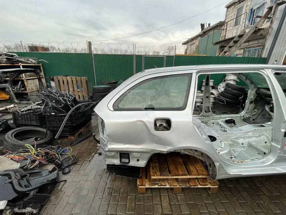 Четверть задняя правая 128863