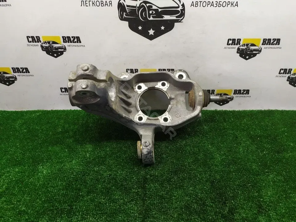 Поворотный кулак 04877889AE