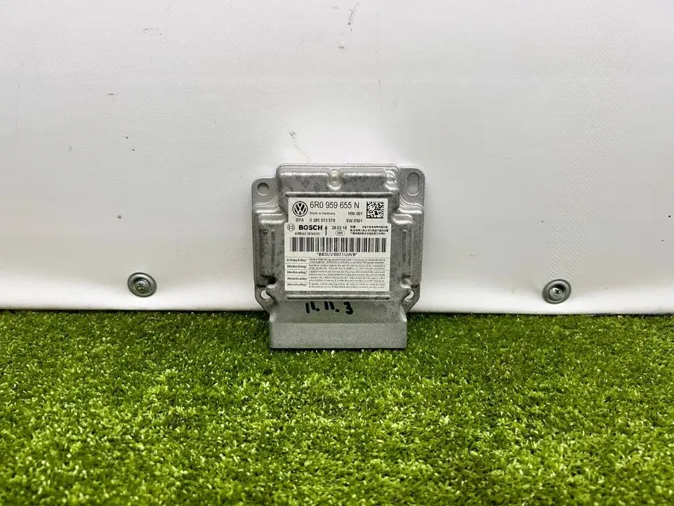 Блок управления подушками безопасности 6R0959655N