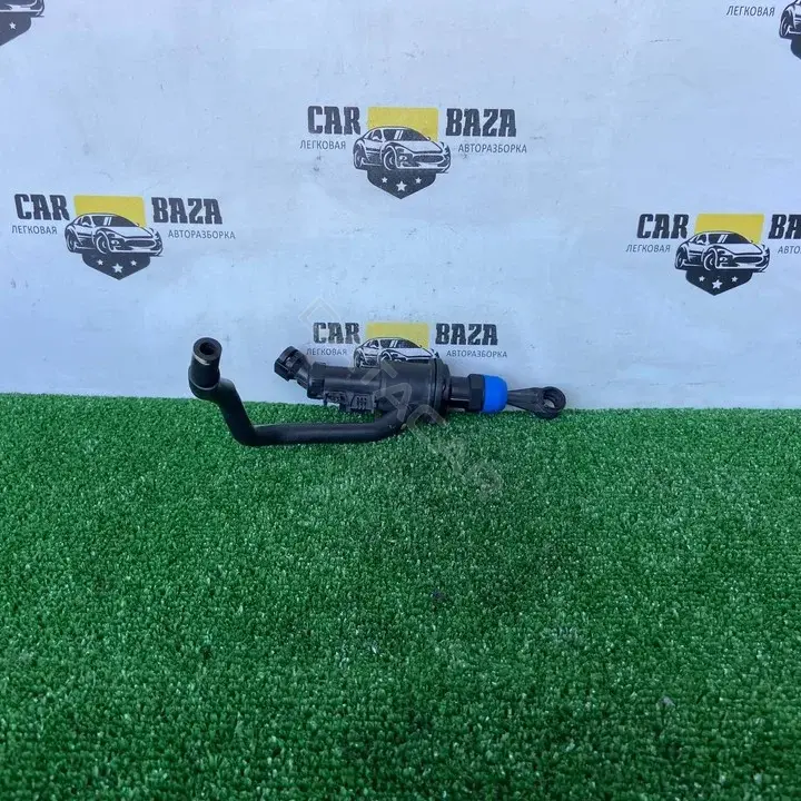 Главный цилиндр сцепления 306107761R