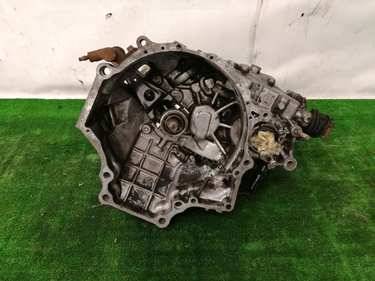 Механическая коробка передач (МКПП) K9A2 8E15 035