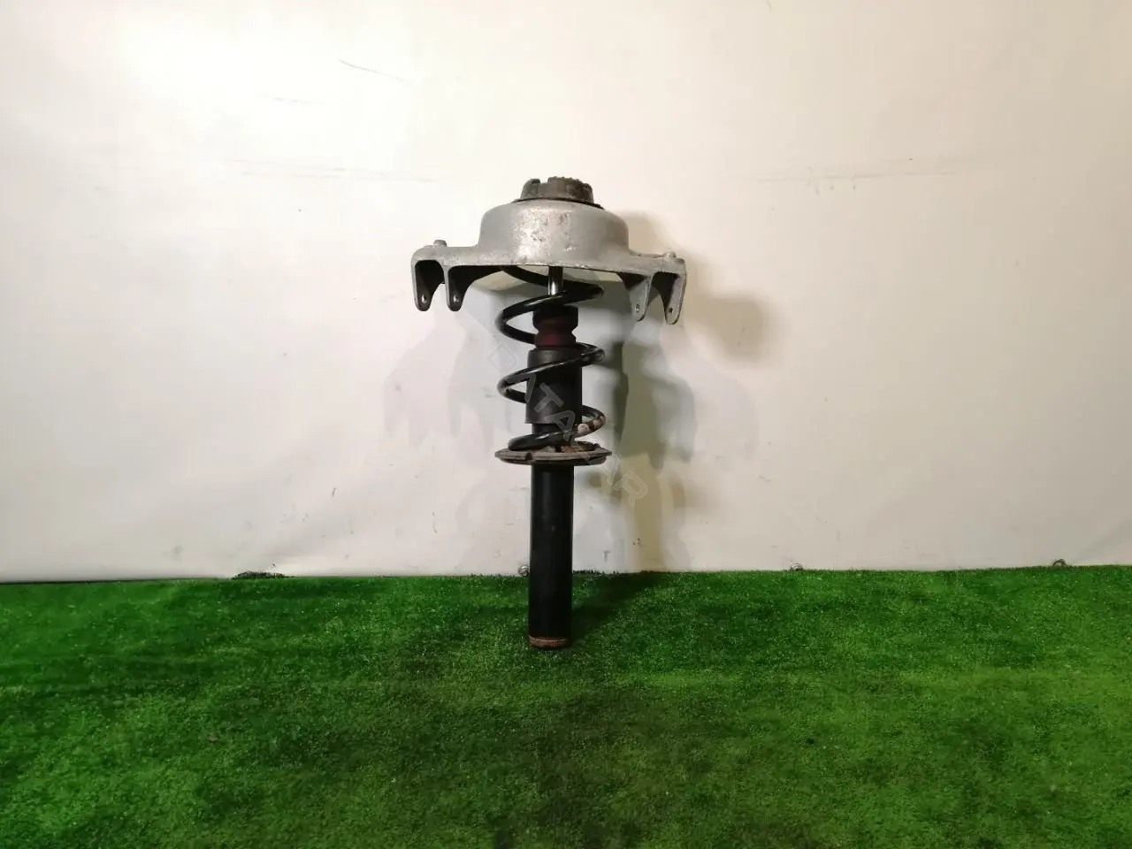 Амортизаторы 8T0413031