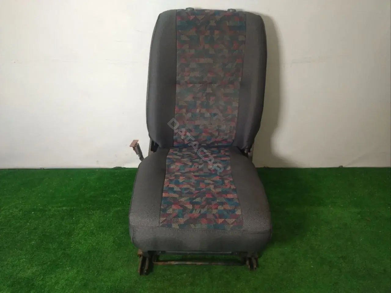 Сиденье 168770