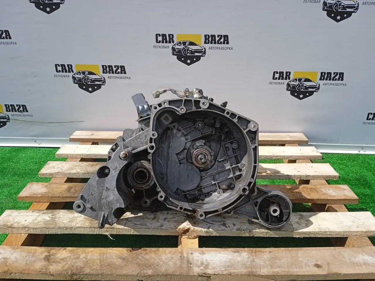 Механическая коробка передач (МКПП) F40