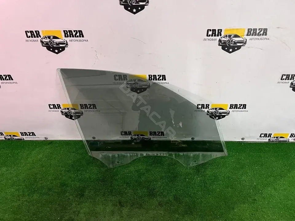 Стекло двери 51337259826