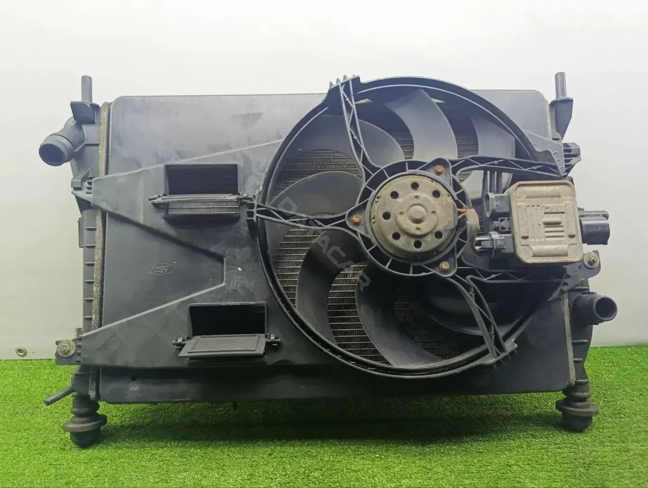 Кассета радиаторов 2S718005DC, 2S718C342DF
