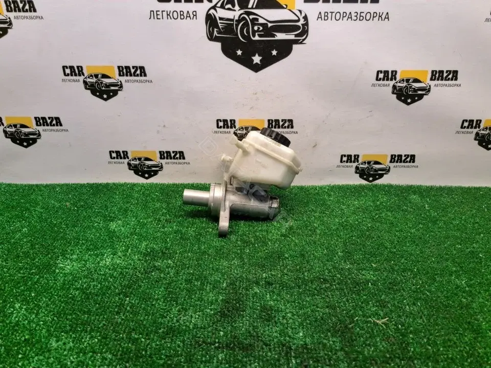 Главный тормозной цилиндр 34336851095