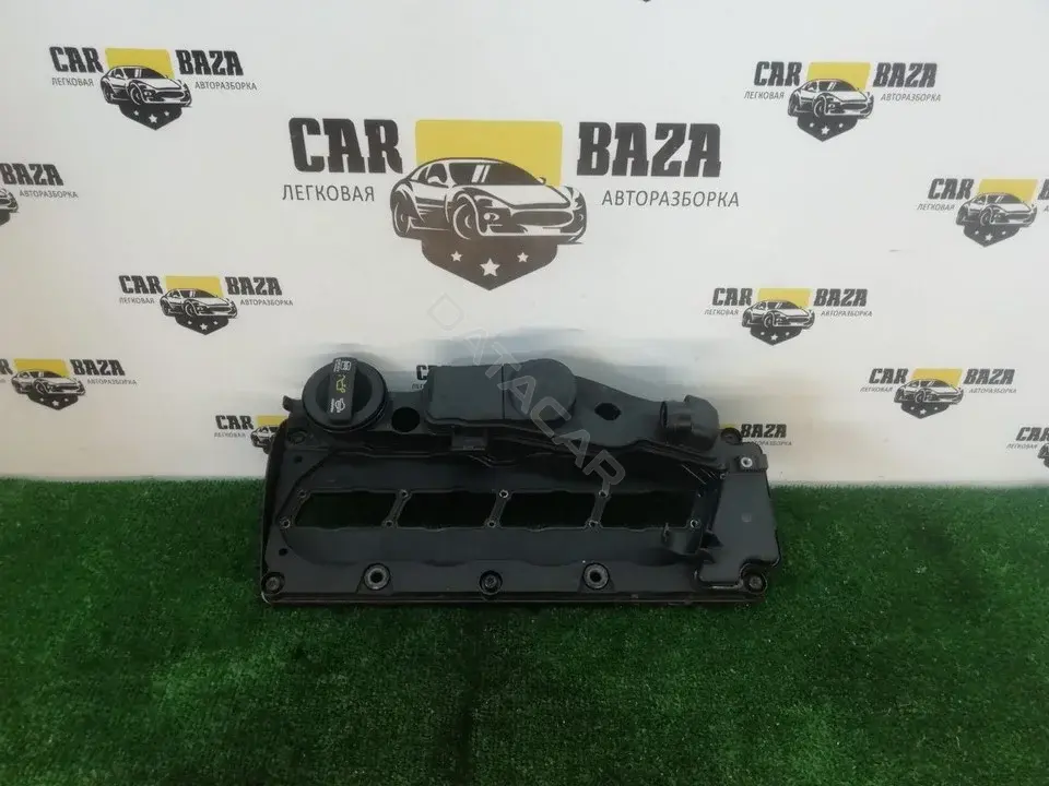 Крышка клапанная 03L103469L