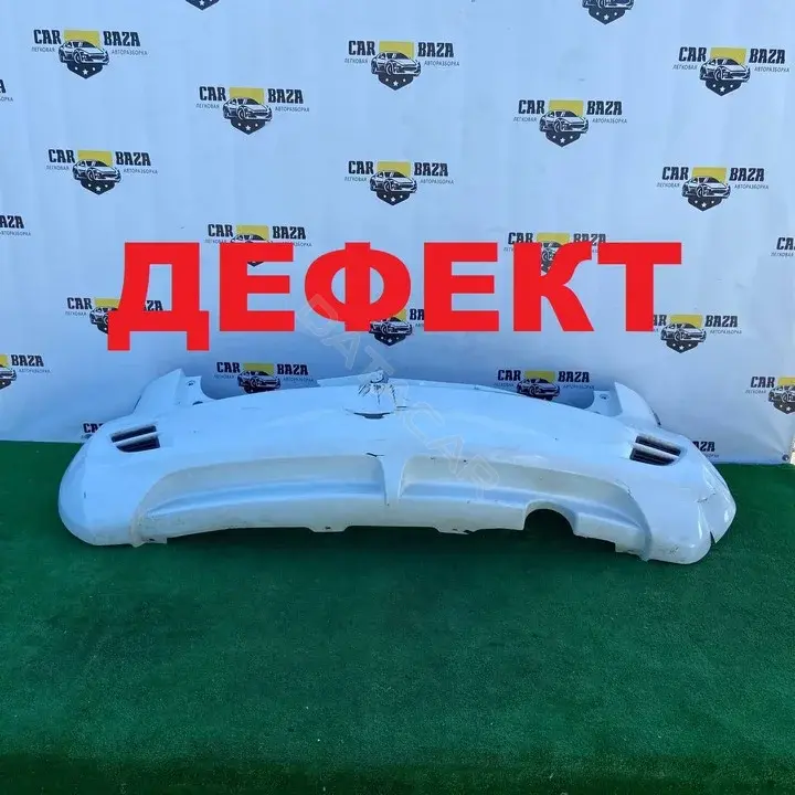 Задний бампер 7181185L00