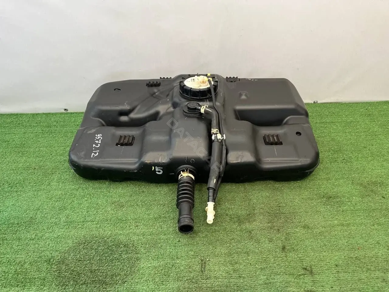 Топливный бак M117500SAA