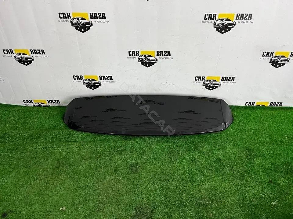 Спойлер задний 8U0827933F
