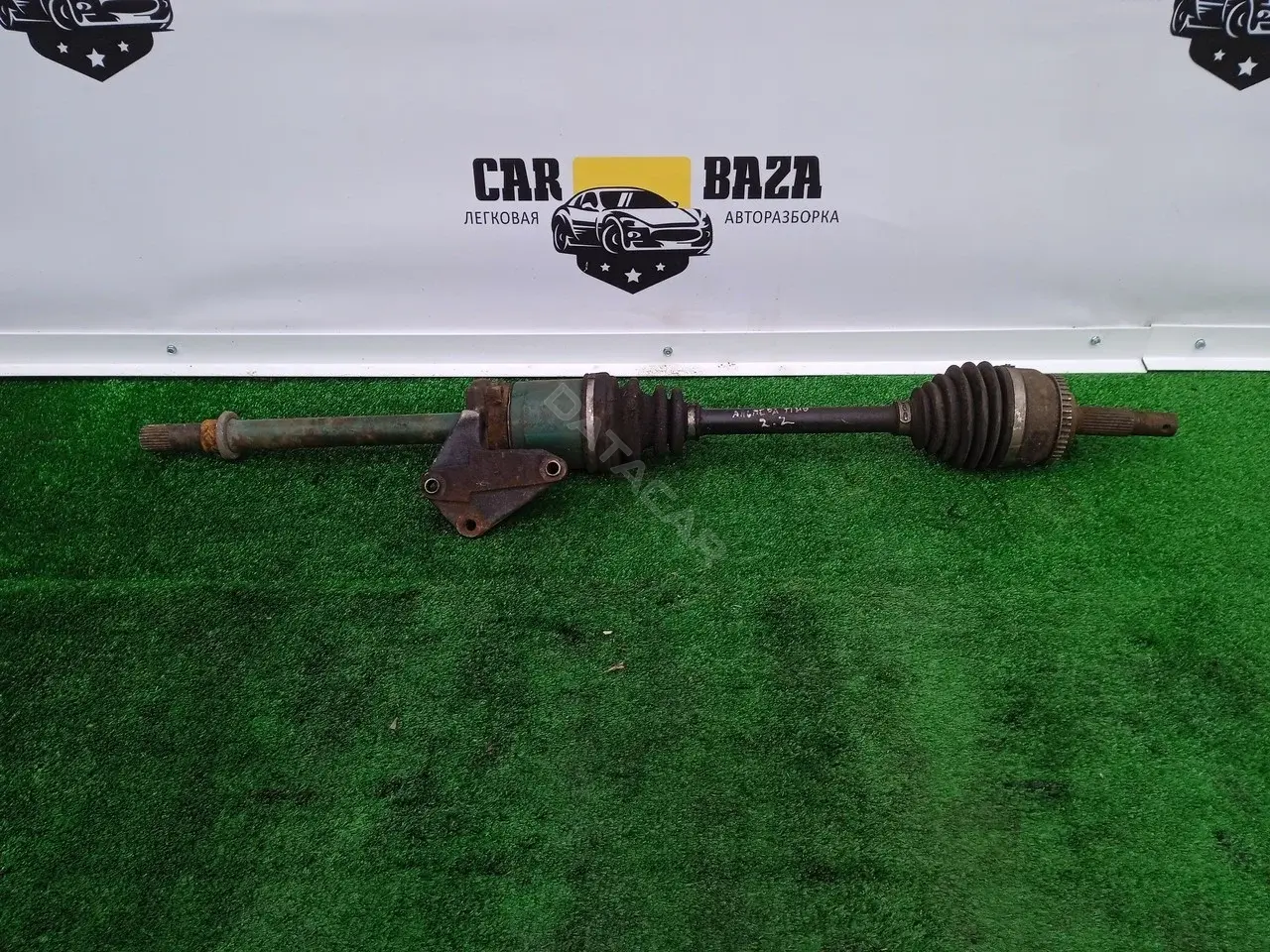 Приводной вал / Полуось 39100BU100