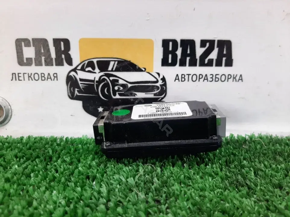 Разъем AUX / USB FW9319010AB