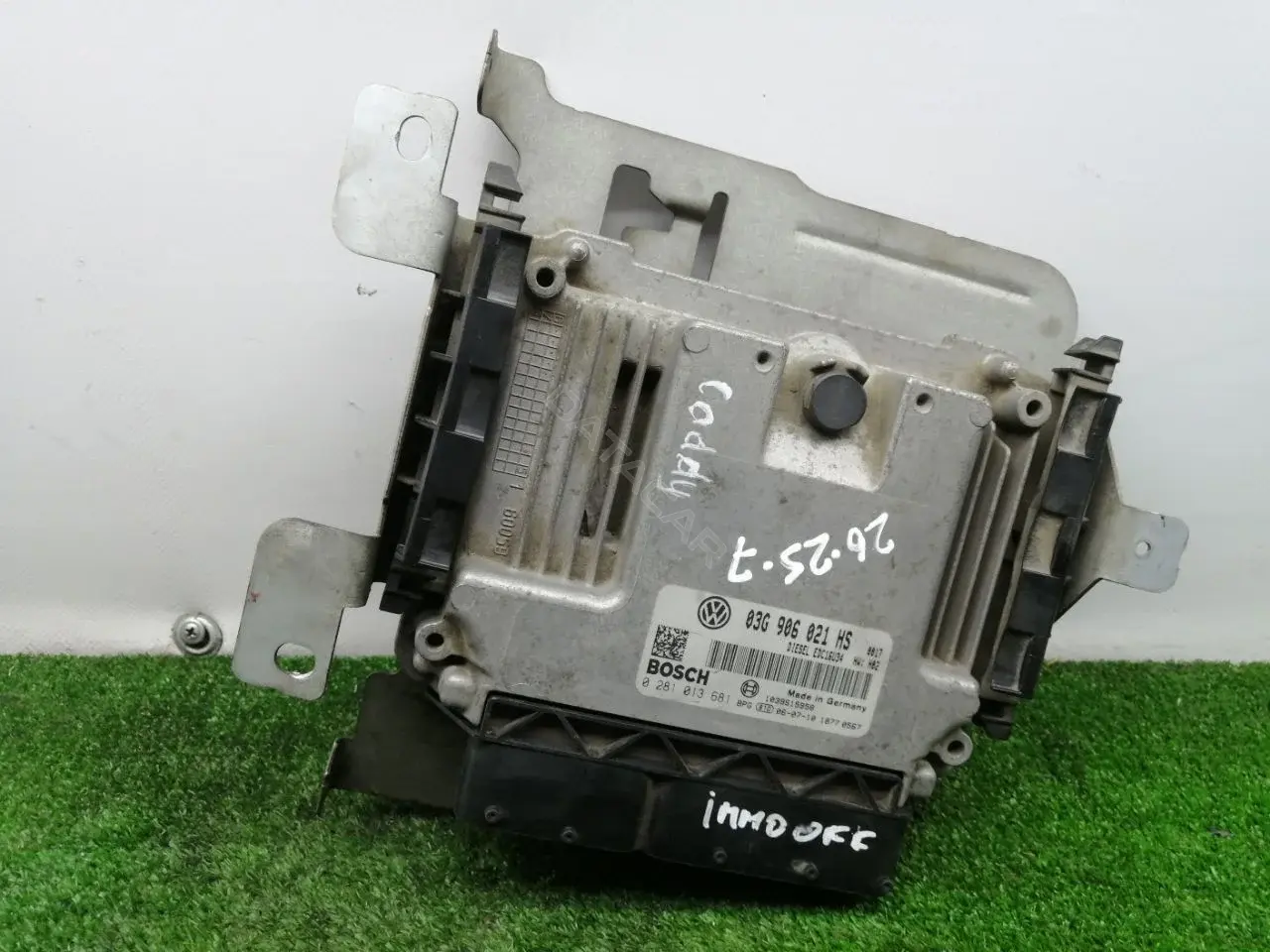 Блок управления двигателем 0281013681, 03G906021HS