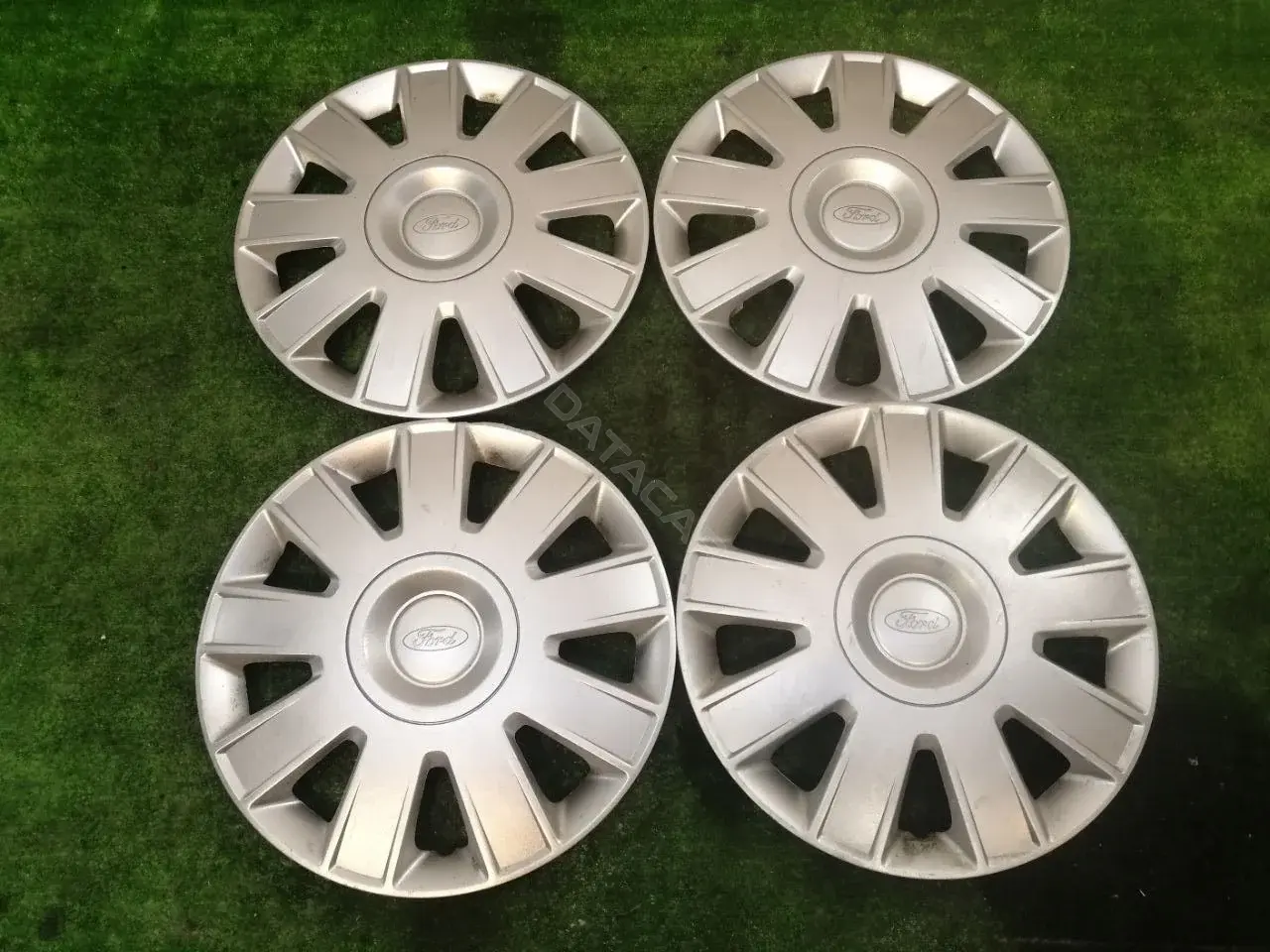 Колпаки на колеса 3M511000BB