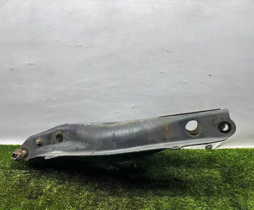 Рычаги A2043520888