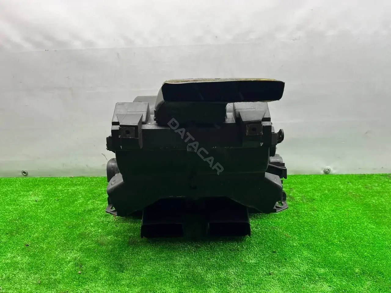 Корпус отопителя (печки) 91AG18B402AA