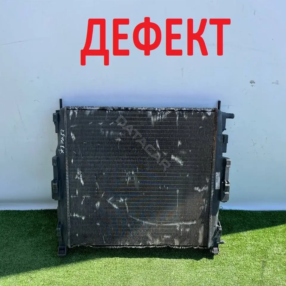 Радиатор охлаждения 8200115542