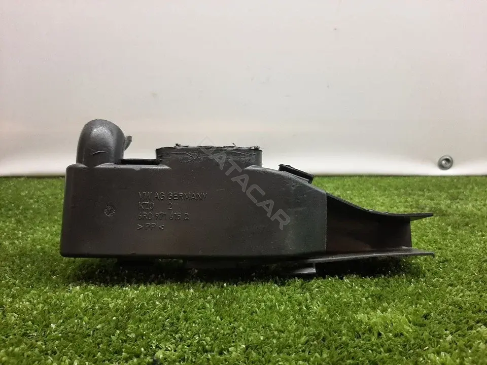 Кожух защитный проводки 6R0971615Q