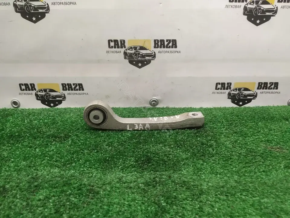 Стойки стабилизатора 8W0505465B