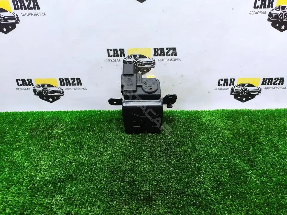 Замок крышки багажника 81230G6010